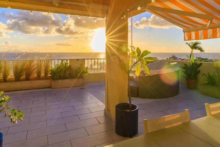 Penthouse With Panoramic Views & Rooftop Pool - Yabucoa