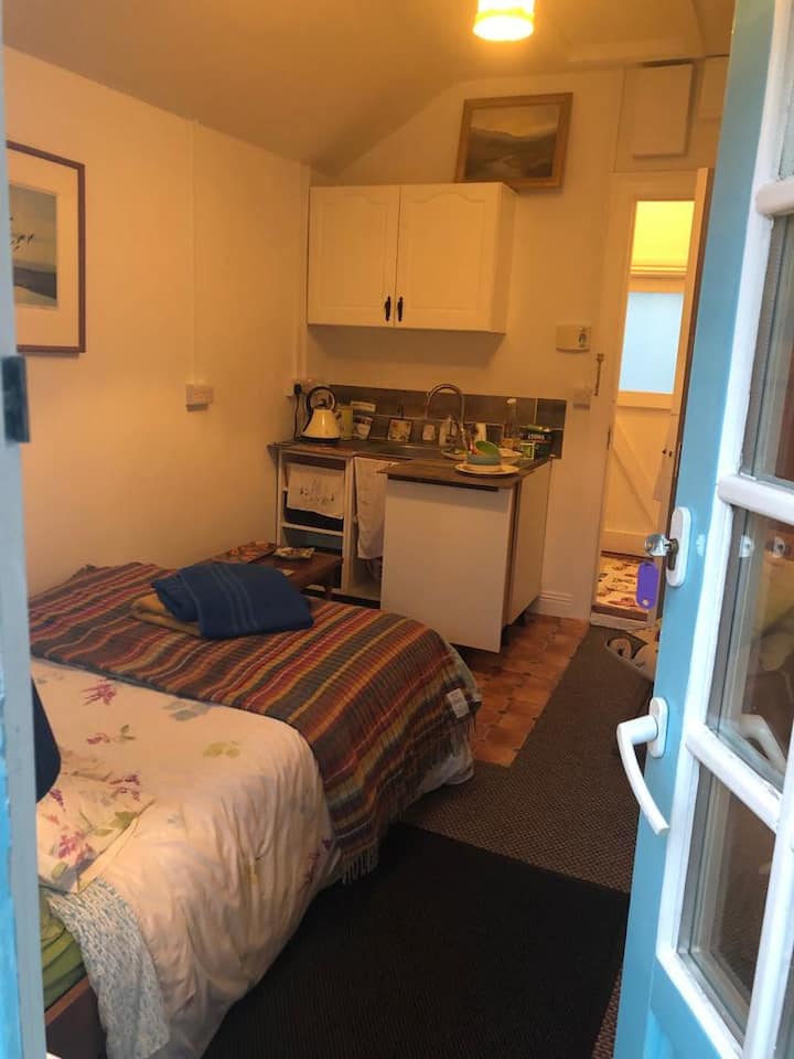 Tiny Home Self Contained Apartment Ensuite - Bray