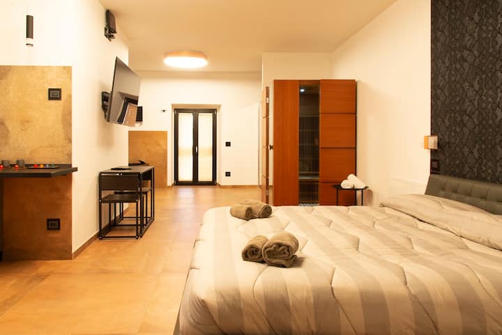 Suite Relax Di Lusso In Centro Storico - Campo Staffi