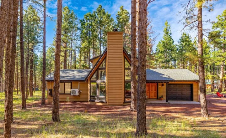 Come Enjoy This Luxury Cabin In The Woods. - Parks, AZ
