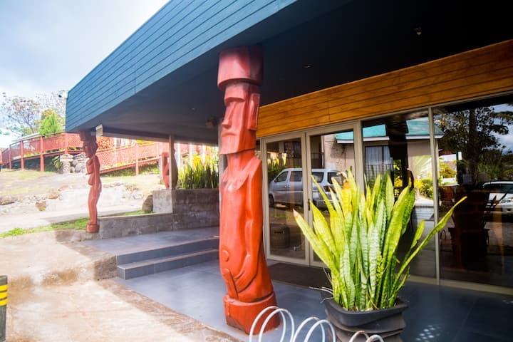 Hare Rapa Nui By Chez Joseph - Isla de Pascua