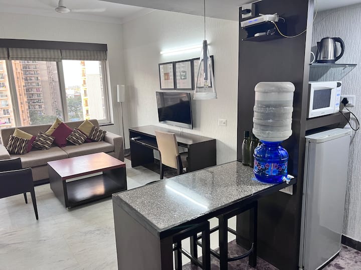Cosy 1 Bed Room Assotech Cabana - Ghaziabad