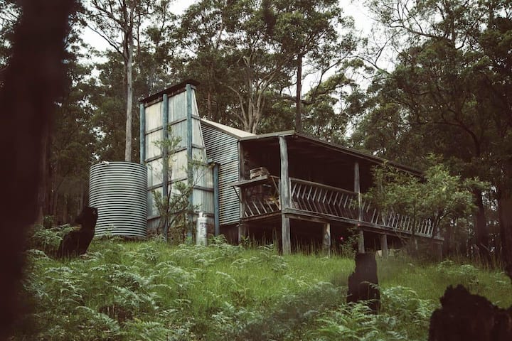 The Bush Hut @ Brooman (Via Milton) - South Coast