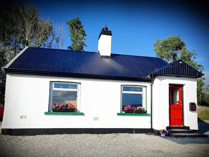 Mary Gray’s Hideaway - 2 Bedroom Irish Cottage - - Omagh