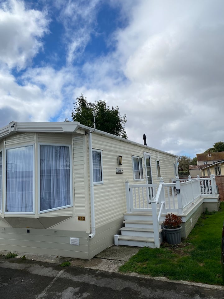 2 Bed Gold Plus Holiday Home On Popular Campsite - Brean