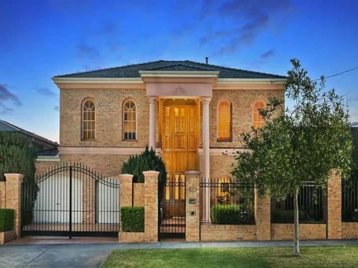 Bayside Deluxe Mansion - Mordialloc