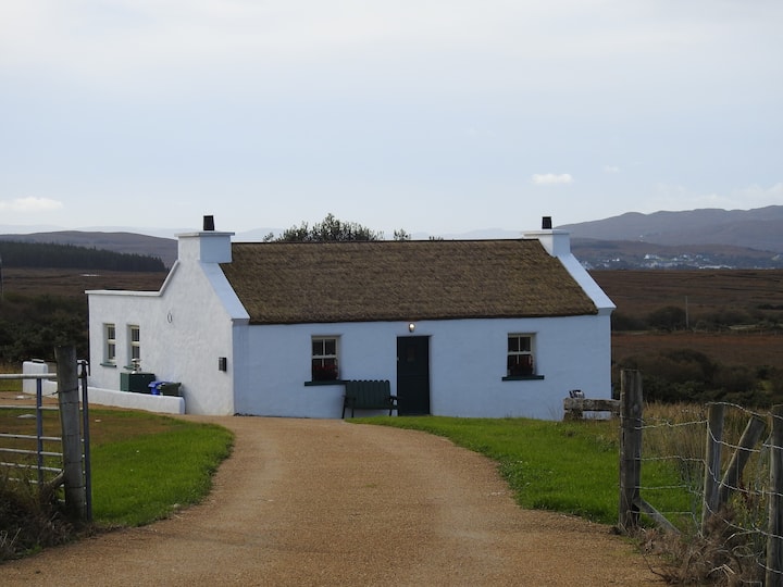 Donegal Thatch Cottage - County Donegal