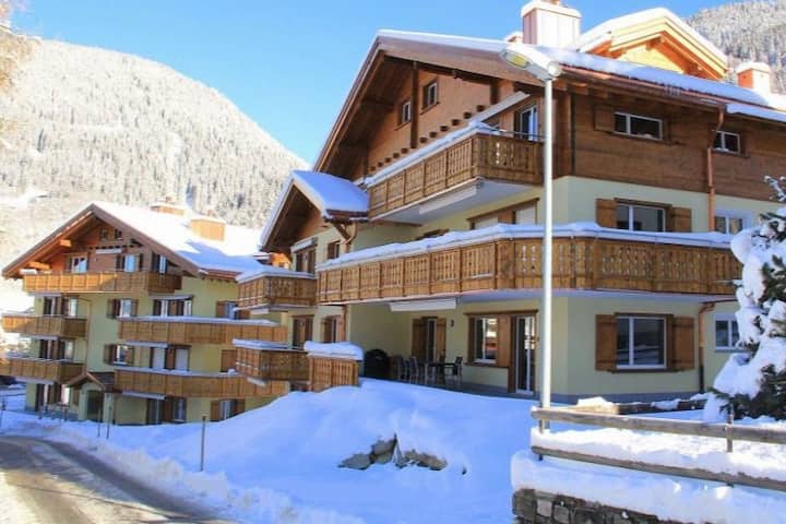 Beautiful Three-bed In Perfect Klosters Spot - Klosters-Serneus