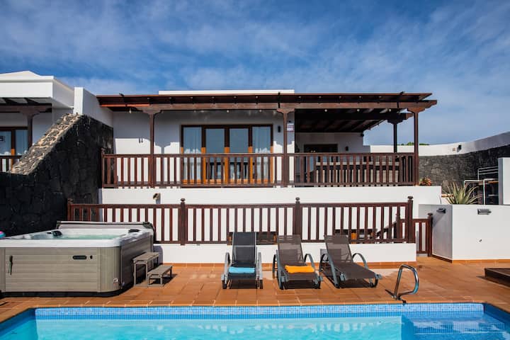 Villa Niña Hermosa, 6hb+piscina - Playa Blanca