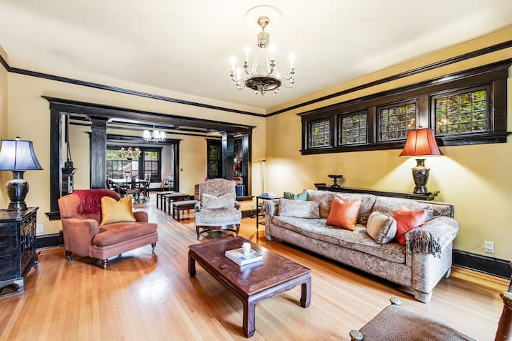 *Spacious* Historical Capitol Hill Mansion - Pike Place Market - Seattle