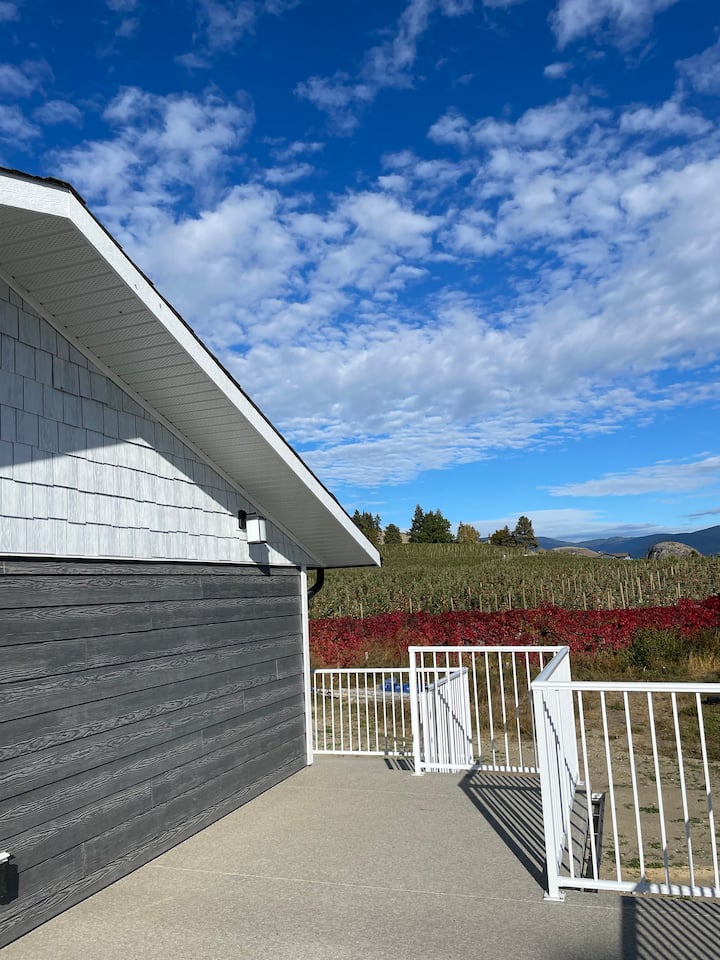 Newly Renovated Home At Sunnyview Orchards! - Vernon