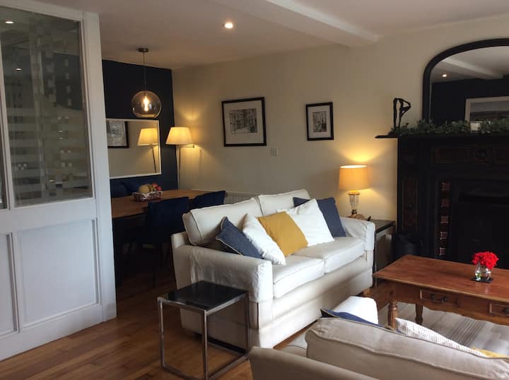 Lovely 1 Bedroomed Home Overlooking Cork City - County Cork