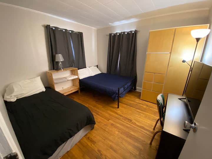 Basic 2 Bed Private Room Shared House Tcnj Kit+w&d - Trenton, NJ