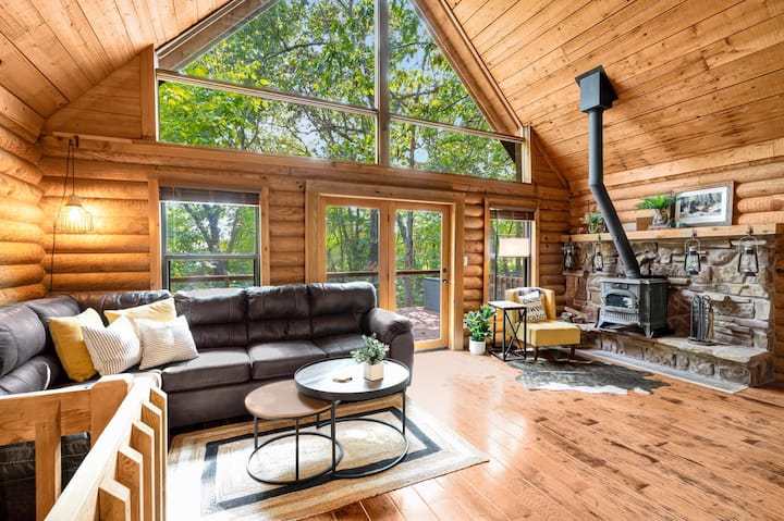 Cabin Sweet Cabin - Modern Log Cabin @ Beaver Lake W/hot Tub - Rogers, AR