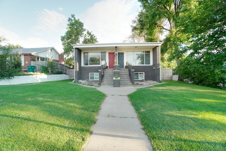 Mid Century Modern Home Close To Unc & Hospital - Greeley, CO