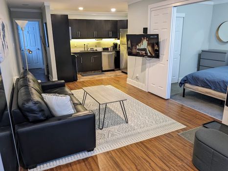 Yellowknife Apartments and Condos For Rent cozycozy