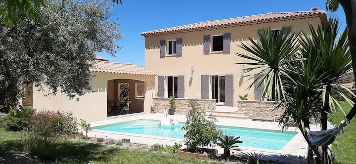 Belle Villa Entre Vignes, Collines Et Calanques - Carnoux-en-Provence