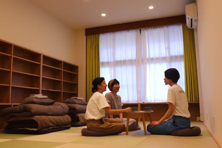 【School Into A Hotel 】Japanese-style/no Meal/4ppl - Tsushima