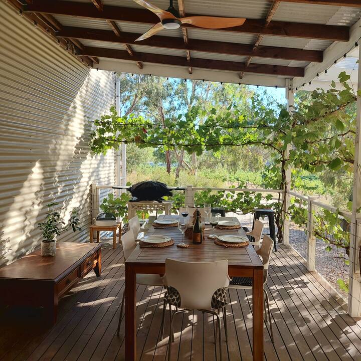 Magpie Lane Cottage In The Heart Of Clare Valley - 克萊爾