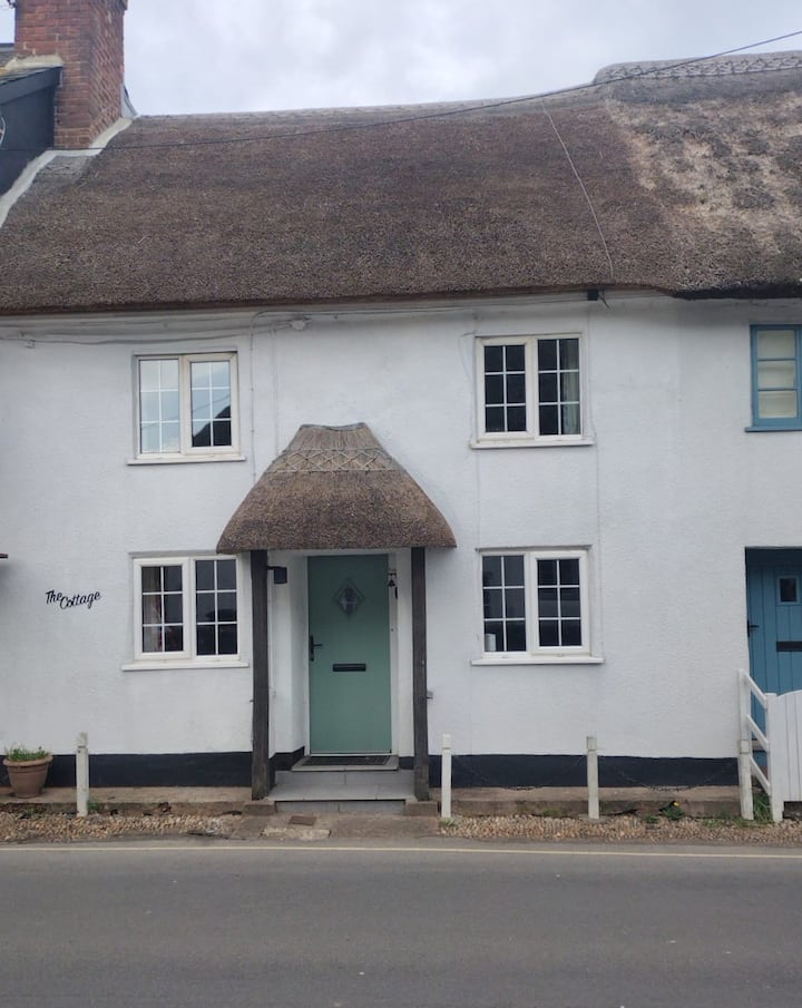 16th Century Thatched Cottage - Sidmouth