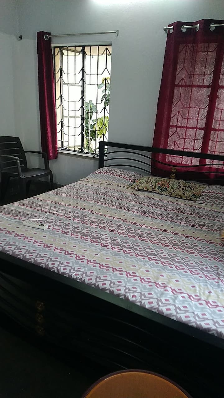 Swaraj Homestay Room 1 - Santiniketan