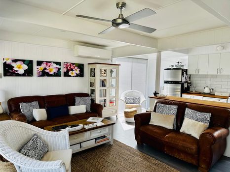 41 Moruya Vacation rentals & Airbnb cozycozy