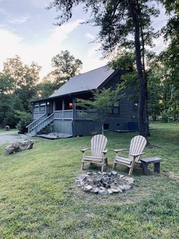 Monteagle, TN Cabin Rentals At The Best Price | Cozycozy