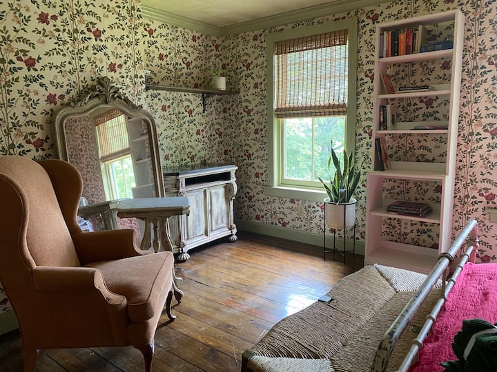 Cozy Suite In Victorian Mansion - Goshen, NY