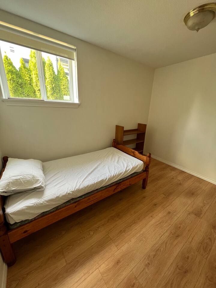 Cozy Solo Room+study&amenities - New Westminster