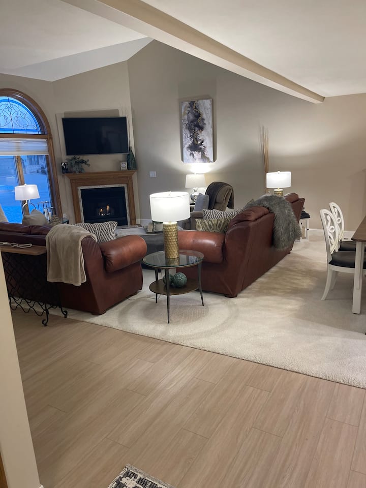 Condo By The Woods - Appleton, WI