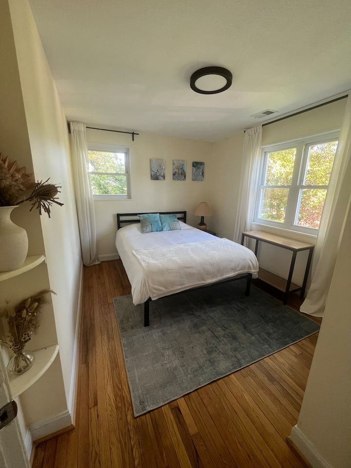 Cozy Private Bedroom Outside Dc - Bethesda, MD