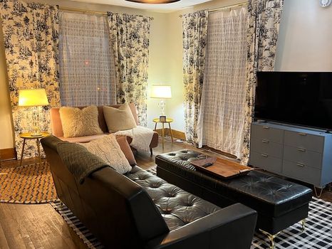 Find cheap vacation rentals in Ithaca, MI cozycozy