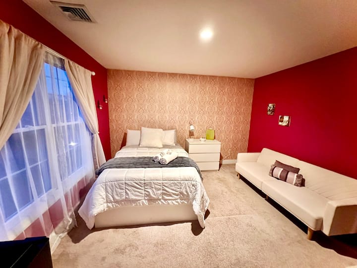 Stylish Guest Suite #2 In Lodi, Nj - Splash Pad, Prospect Park