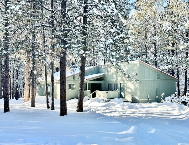 Convenient Location Nestled In The Pines! - Angel Fire