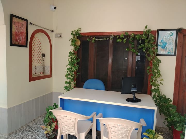 Red King Home Stay - Bikaner