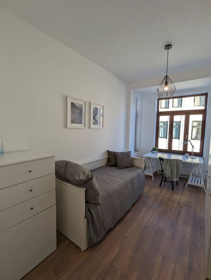Clean & Bright Rooms - All New. - Bremerhaven
