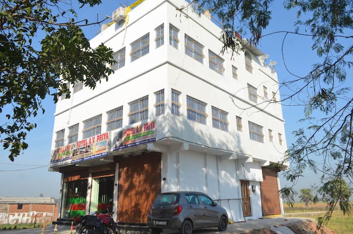 Hotel Av Priya - Rajgir