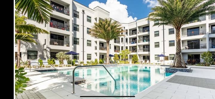 Fort Myers Luxury Living - Fort Myers, FL