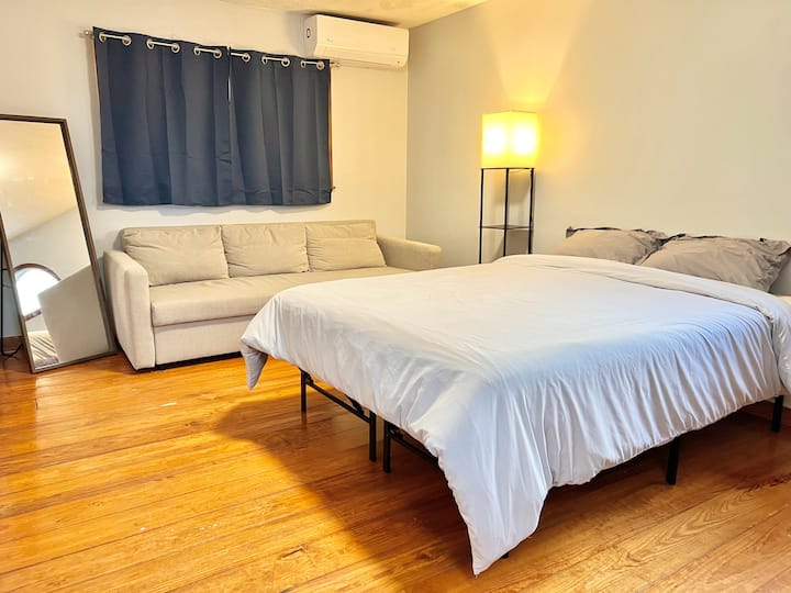 Cozy Clean & Quiet Bedroom In Nashua - Nashua, NH