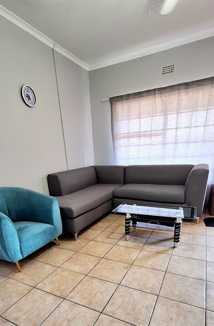 Entire Luxury (8) Apartments - Swaziland/ Eswatini