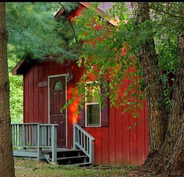 Looking for cabins near Savanna? Visit cozycozy!