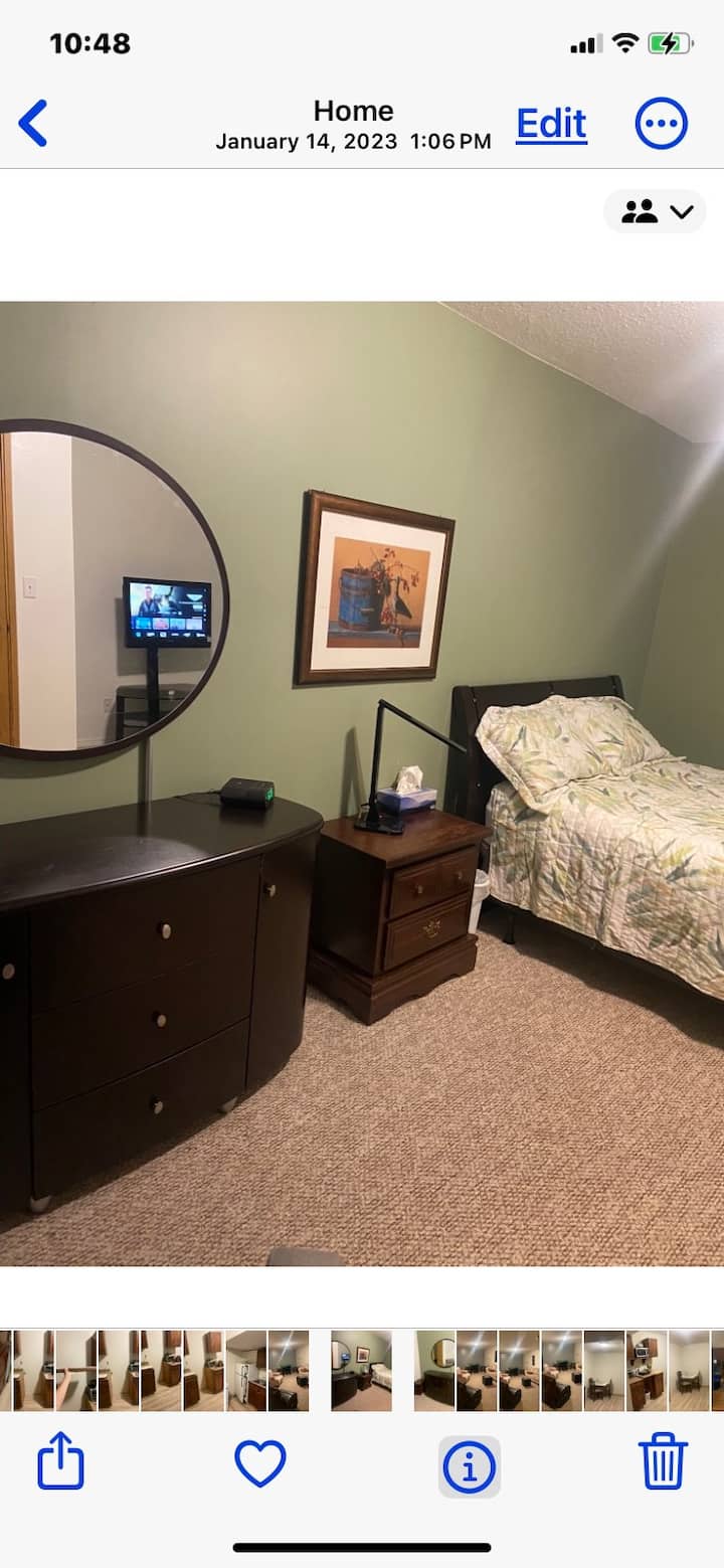Full Basement 1 Bedroom Suite. - Rocky Mountain House