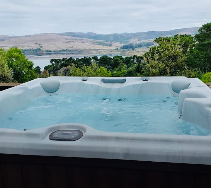 Stunning Inverness Bay View! Hot Tub And Gardens. - Point Reyes Station, CA