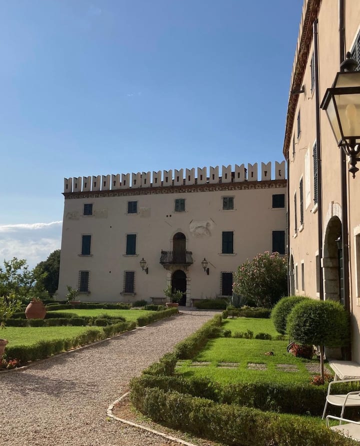 Appartamento In Esclusivo Castello Lazise - Bardolino
