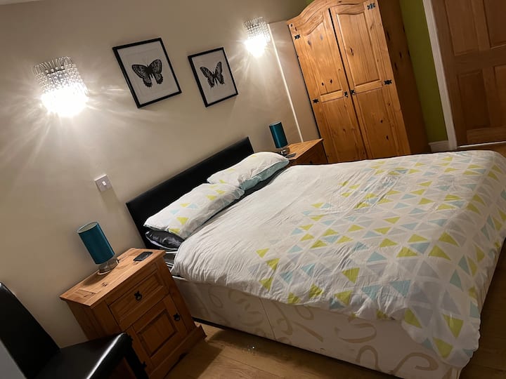 Double Bed Cabin - Northallerton