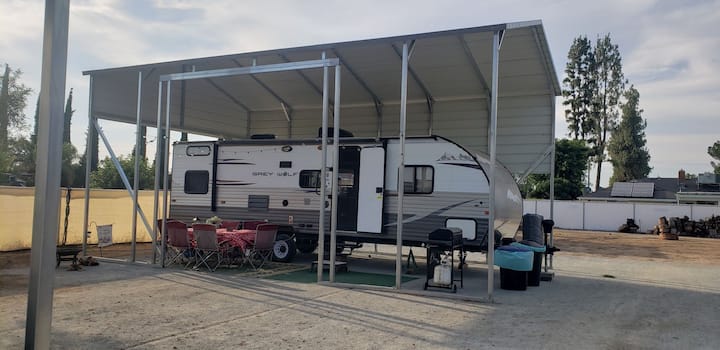 Happy Campers - Fresno, CA
