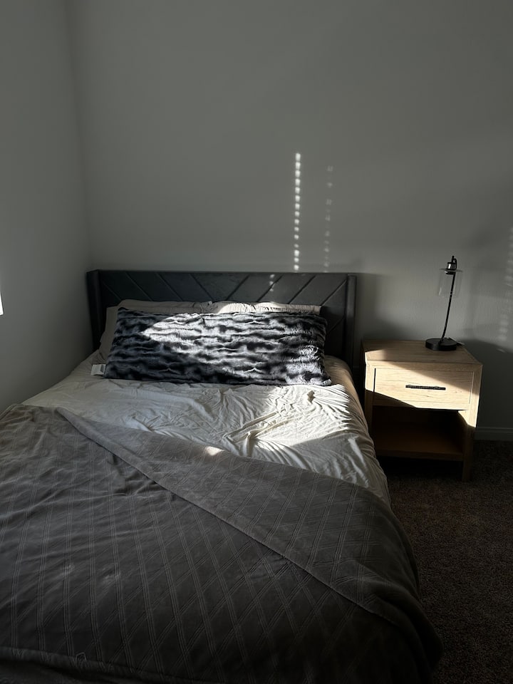Cozy Bedroom To Stay The Night - Santa Maria