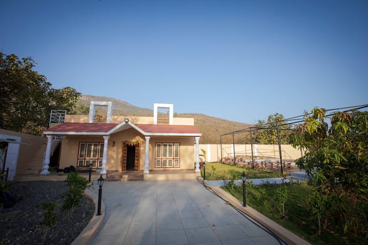 Karmata’s Shaktivan Farm Villa - Gujarat