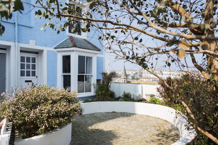 Sea Views, Dog Friendly, Central St Ives Cottage - 聖艾夫斯