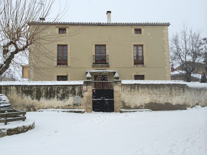 Casa Histórica En El Valle De Lozoya - Alameda del Valle